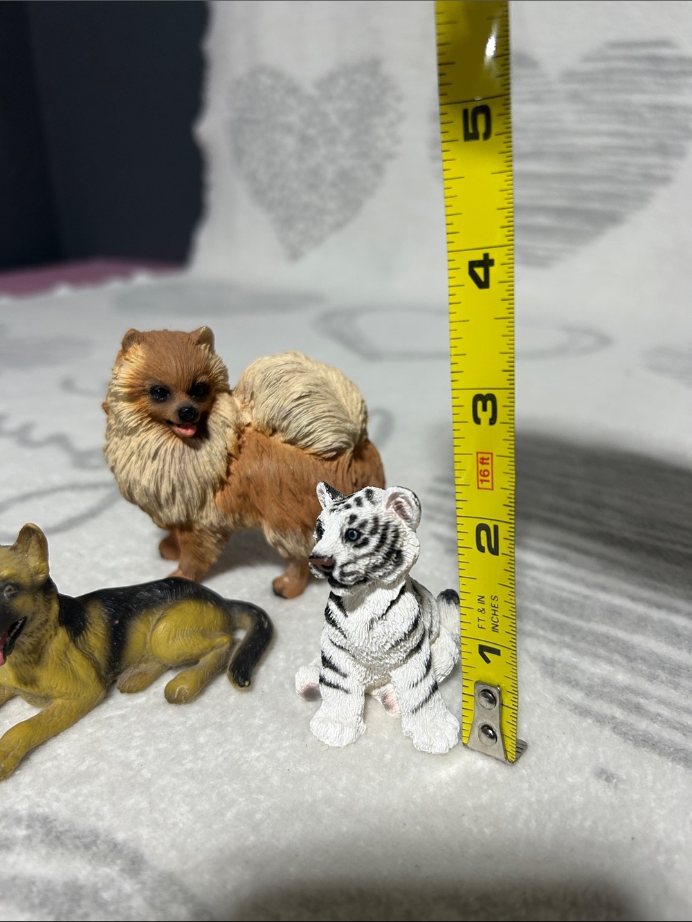Life Like Pomeranian, German Shepard And Baby White Tiger - Picture 5 of 6